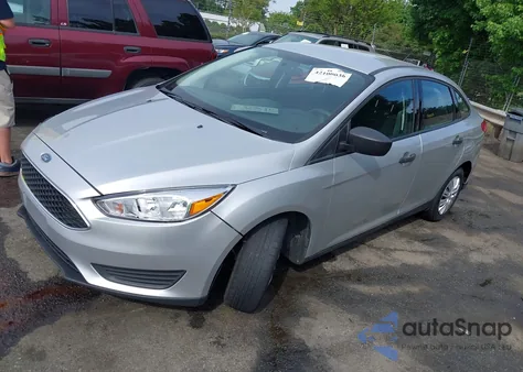 2017 Ford Focus S from USA, damaged, VIN 1FADP3E21HL241557